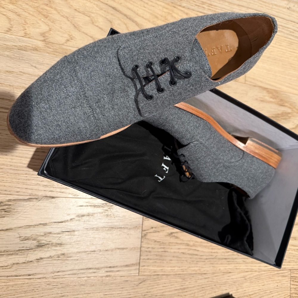 Men's Grey Taft Oxford Shoes - with box
